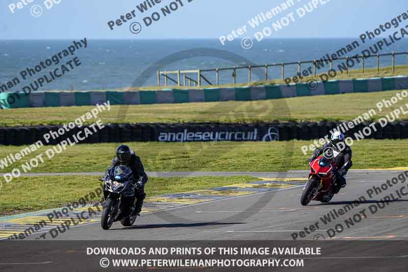 anglesey no limits trackday;anglesey photographs;anglesey trackday photographs;enduro digital images;event digital images;eventdigitalimages;no limits trackdays;peter wileman photography;racing digital images;trac mon;trackday digital images;trackday photos;ty croes